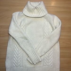 American Eagle Outfitters Cream Turtleneck Sweater
